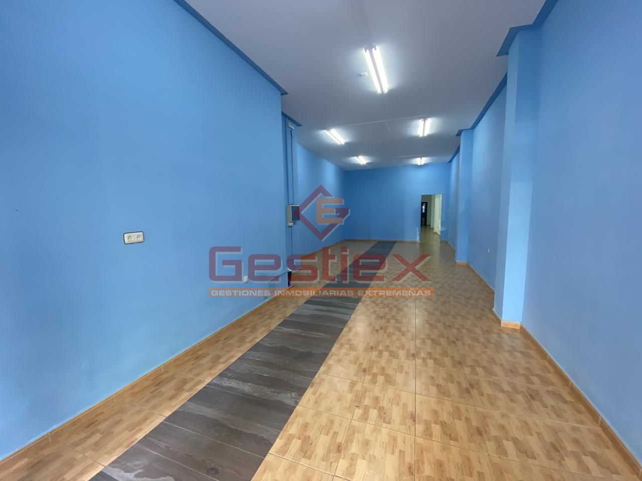Local en Almendralejo, Badajoz de 130 m2