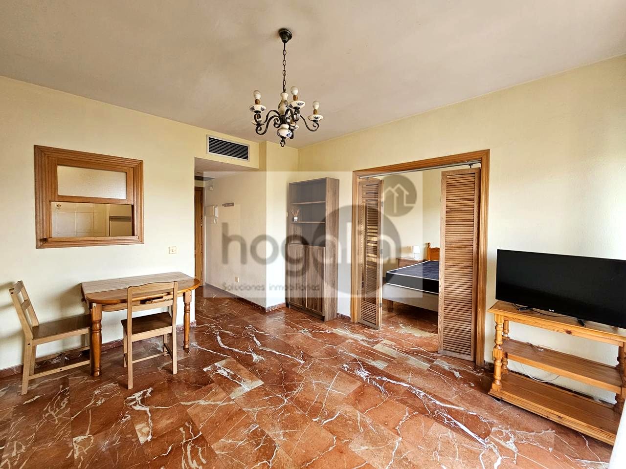Piso en AVENIDA DE LA REINA MERCEDES, Sevilla, Sevilla de 60 m2