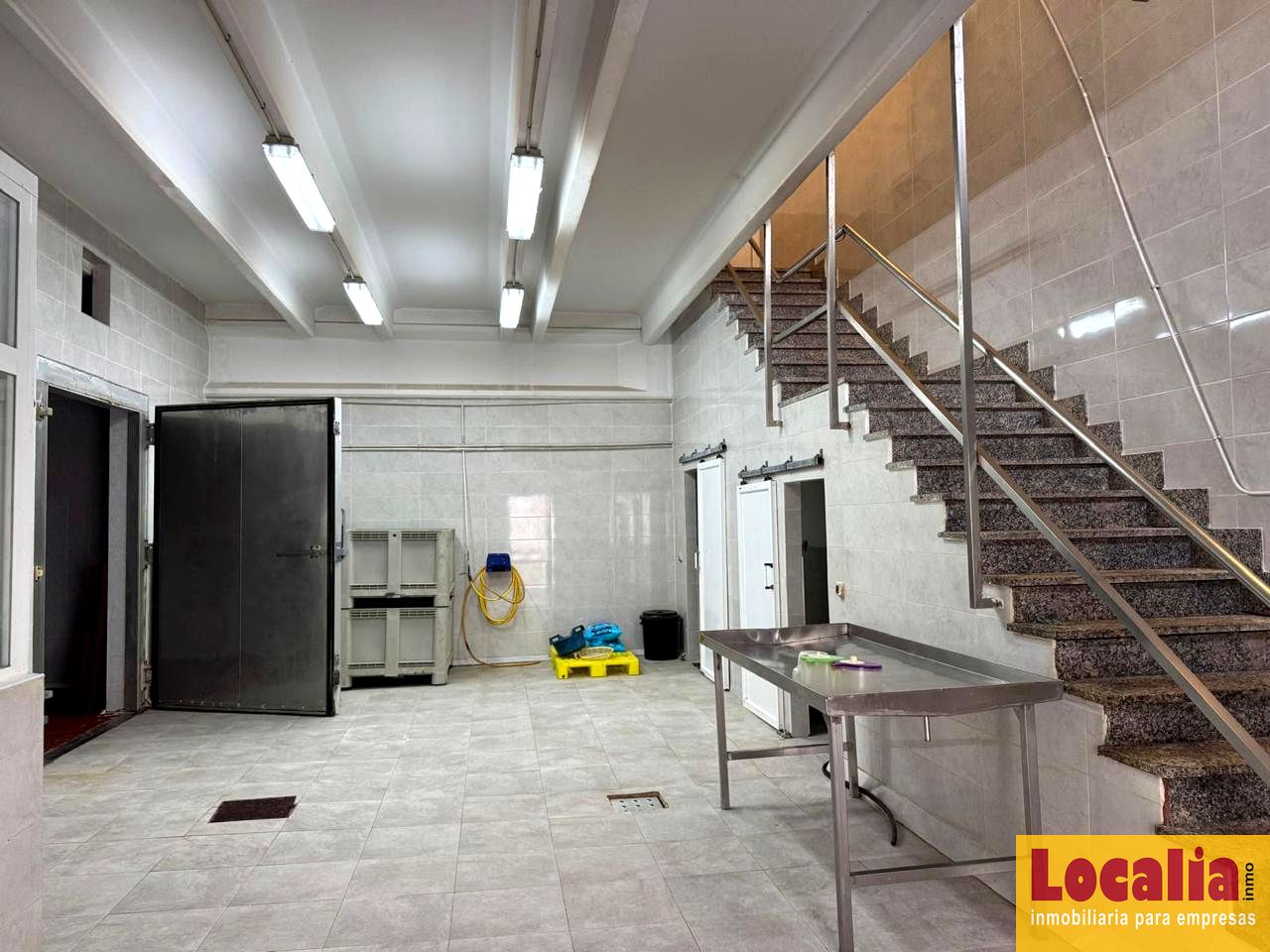 Nave industrial en Santoña, Cantabria de 195 m2