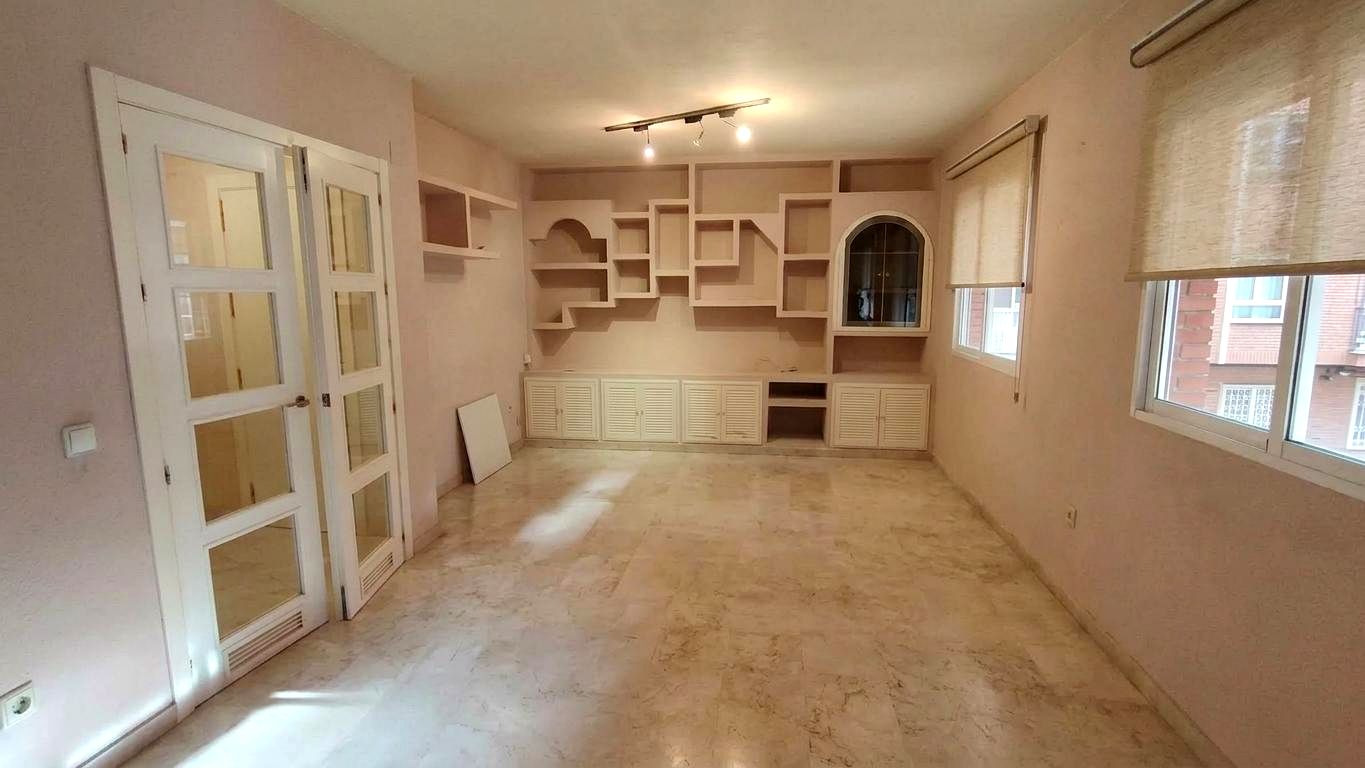Piso en Avenida de las Ollerías, Córdoba, Córdoba de 85 m2