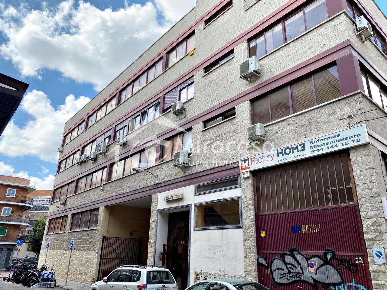 Nave industrial en Calle de Belmonte de Tajo, Madrid, Madrid de 87 m2
