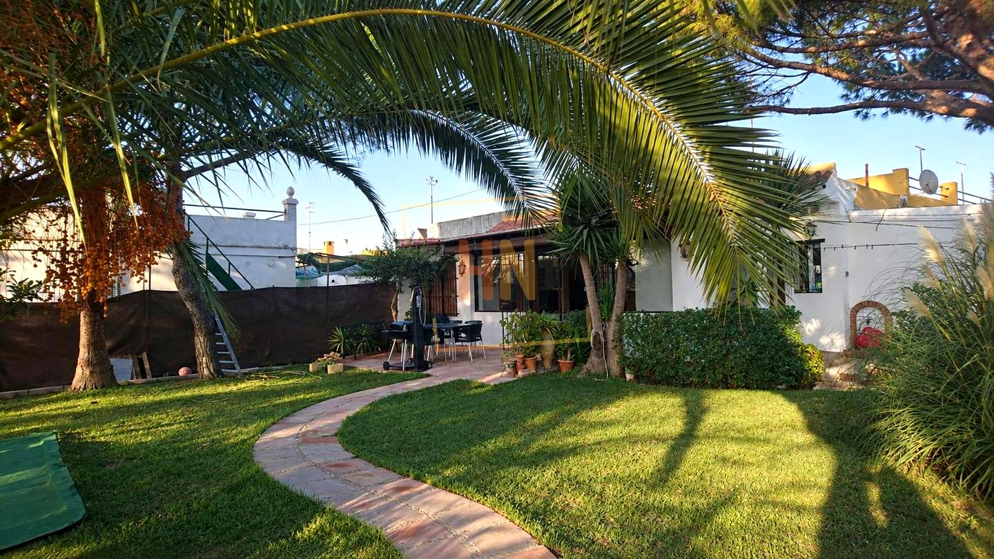 Casa / chalet en Avenida de la Marina, Sanlúcar de Barrameda, Cádiz de 70 m2