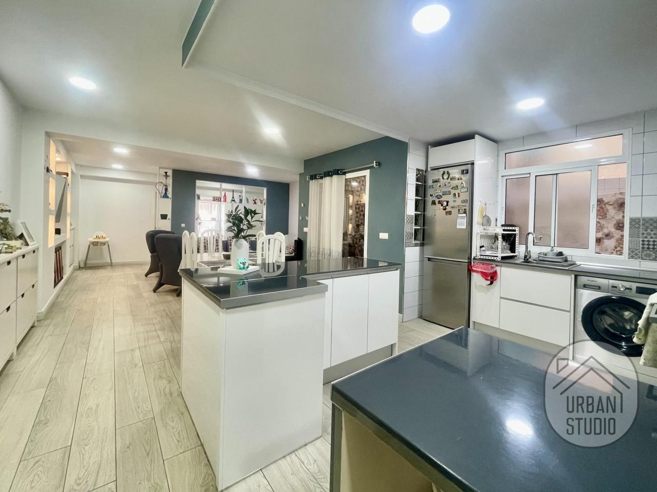 Piso en Calle de la Cruz del Sur, Alicante (Alacant), Alicante de 108 m2