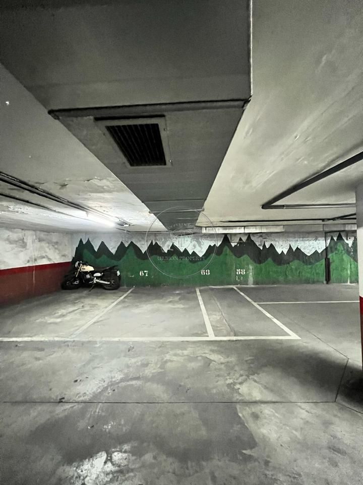Plaza de parking en Calle de la Infanta Mercedes 109, Madrid, Madrid de 8 m2