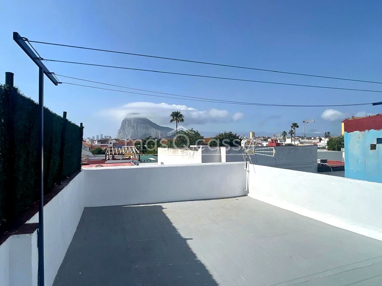 Piso en Calle Santander, La Línea de la Concepción, Cádiz de 65 m2