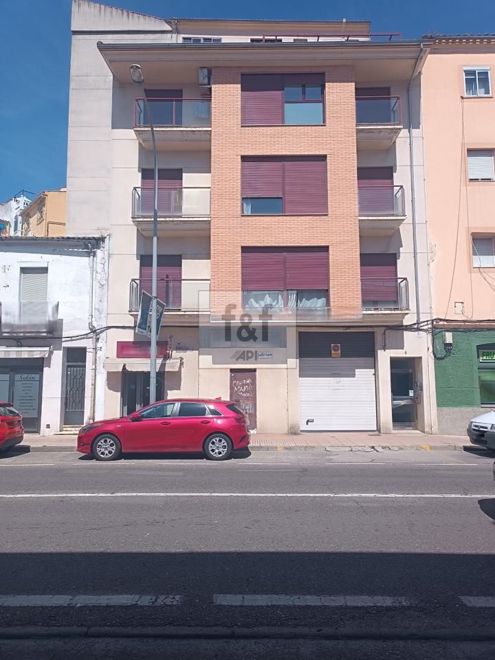 Local en Avenida de España, Plasencia, Cáceres de 148 m2