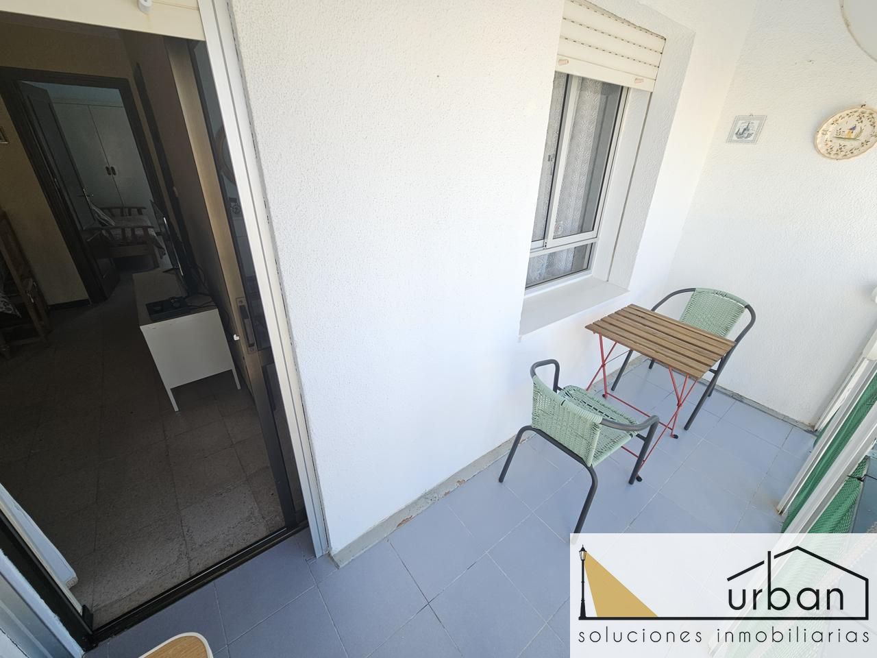 Piso en Calle Góngora, Chipiona, Cádiz de 78 m2