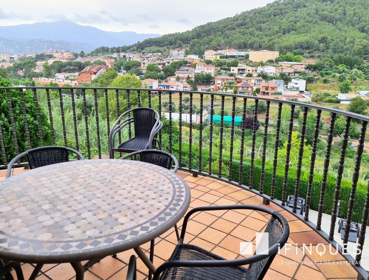 viles en castellar-del-valles · fruiters 680000€
