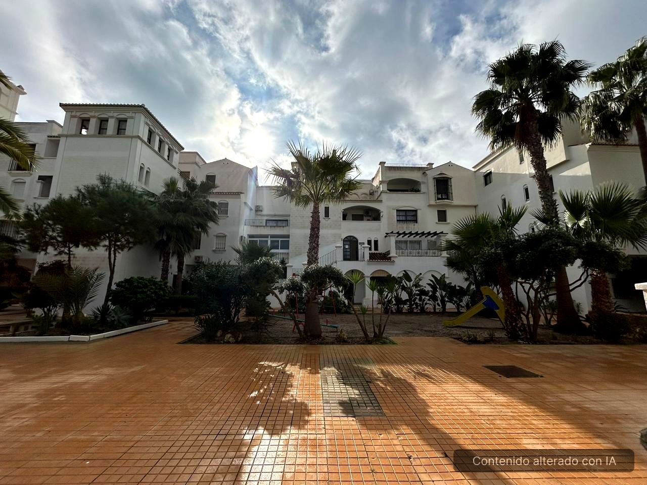 Piso en Avenida de Playa Serena, Roquetas de Mar, Almería de 169 m2