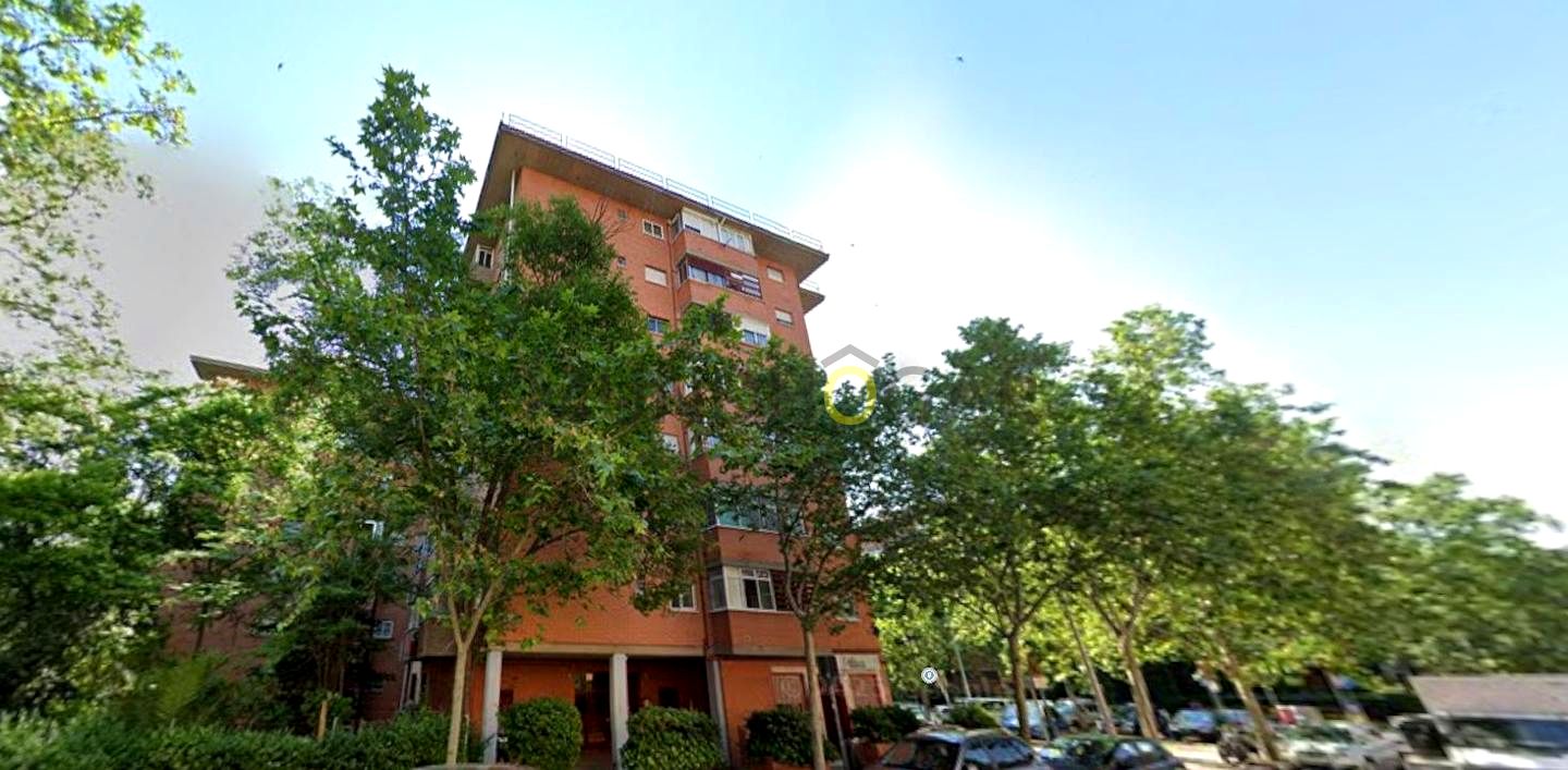 Flat in Calle de Belzunegui, Madrid, Madrid of 62 m2