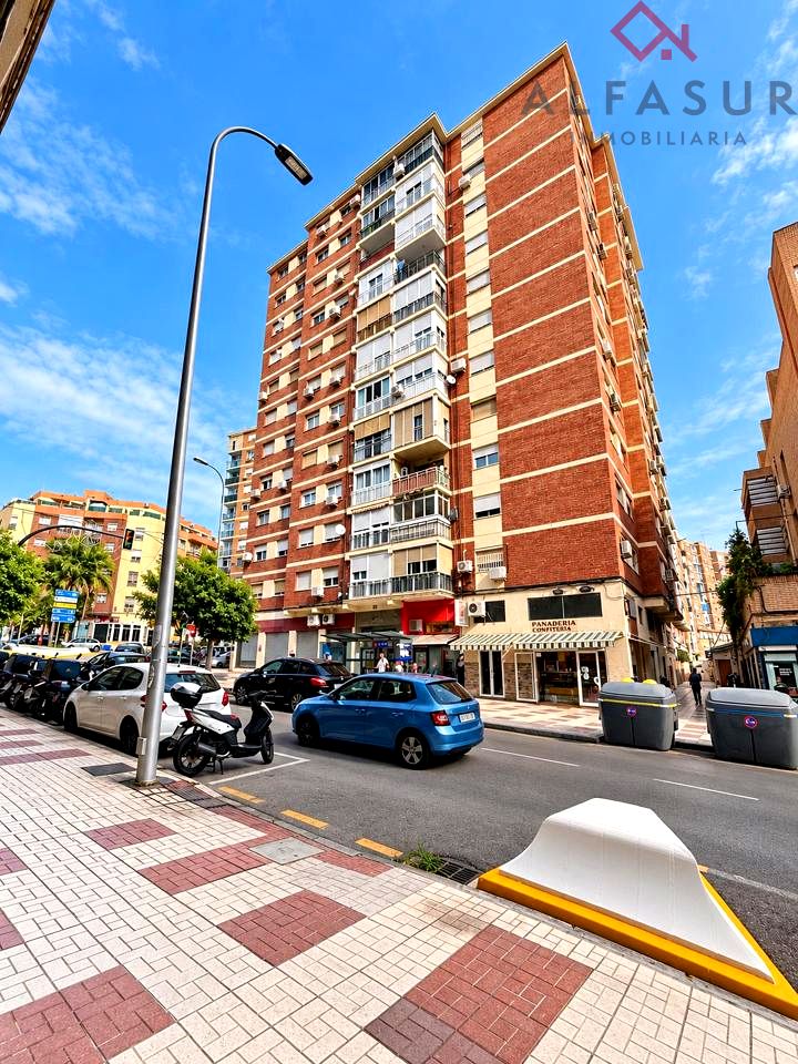 Piso en Camino de Suárez, Málaga, Málaga de 78 m2