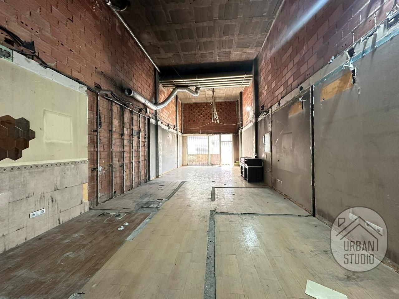 Local en Calle Brasil, Alicante (Alacant), Alicante de 150 m2