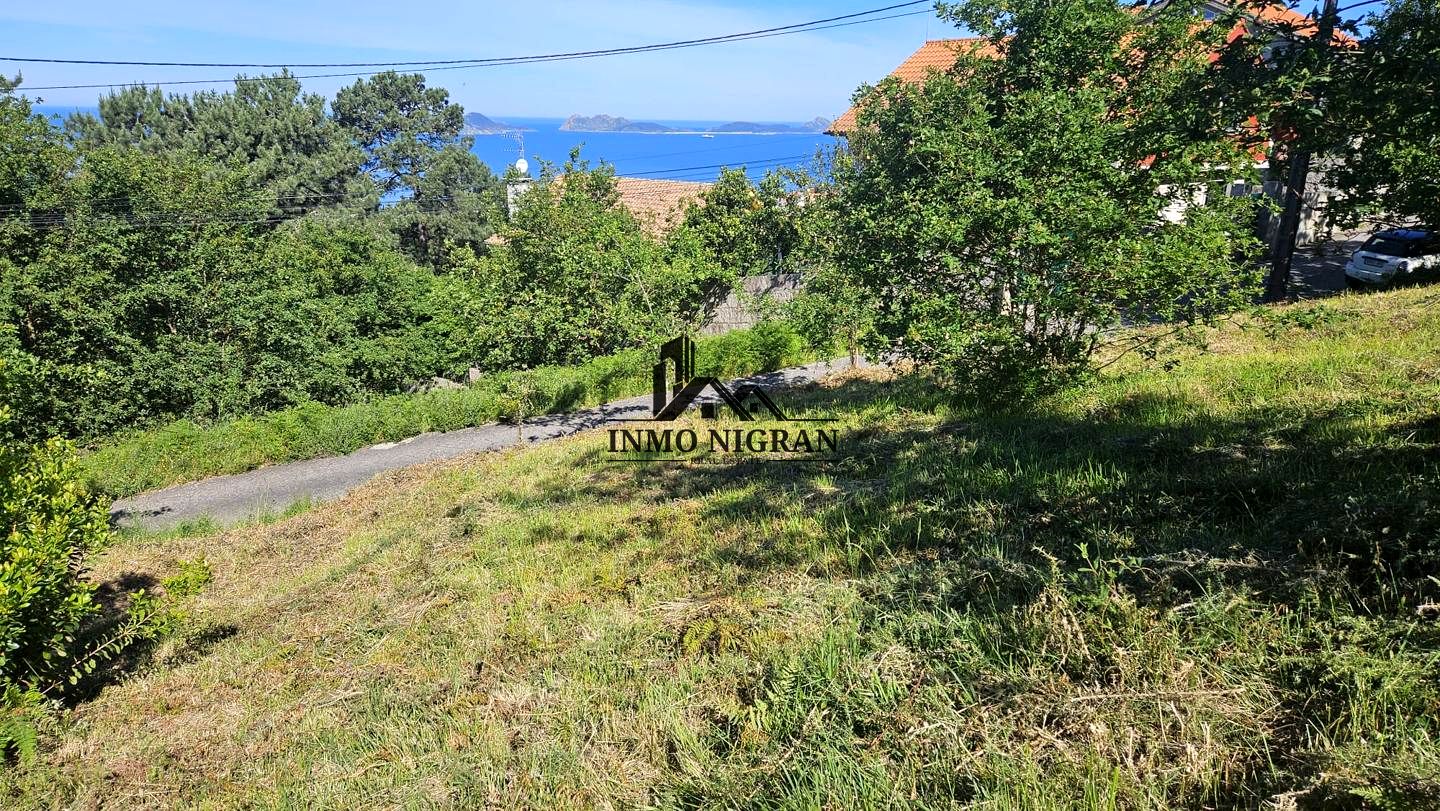 Terreno en Rúa Acebo, Nigrán, Pontevedra de 2437 m2