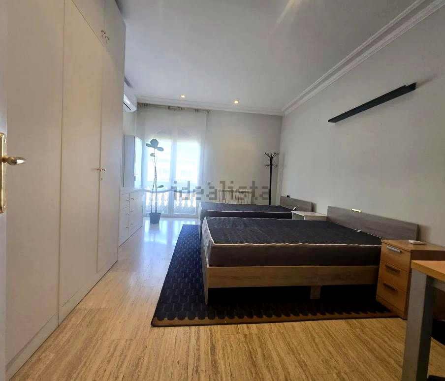 Piso · Barcelona · 5 hab.