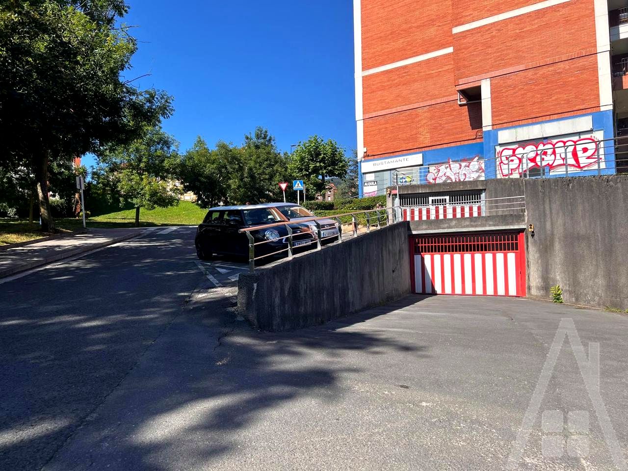 Plaza de parking en Avenida San Antonio Hiribidea, Etxebarri, Bizkaia de 11 m2