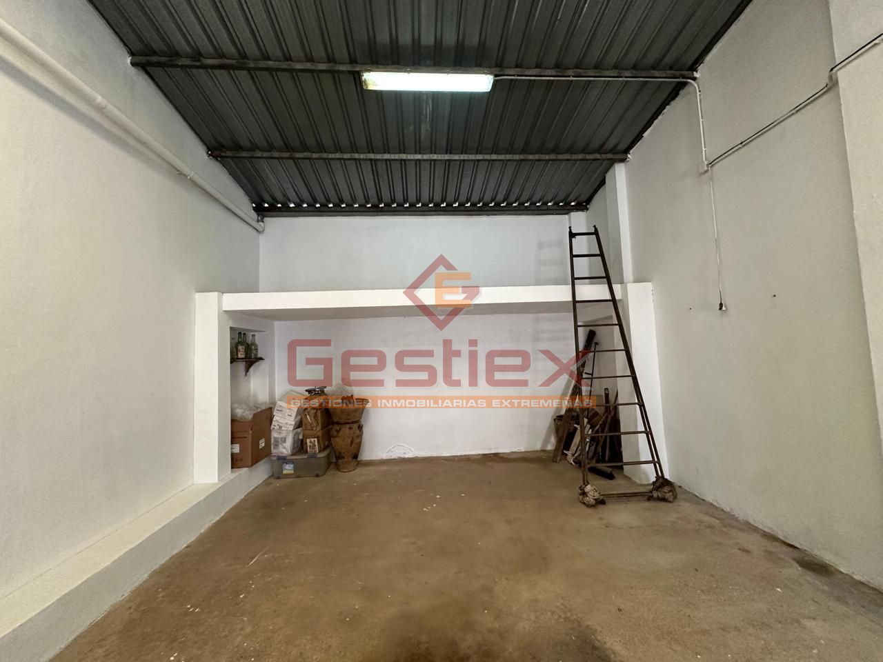 Nave industrial en Almendralejo, Badajoz de 94 m2