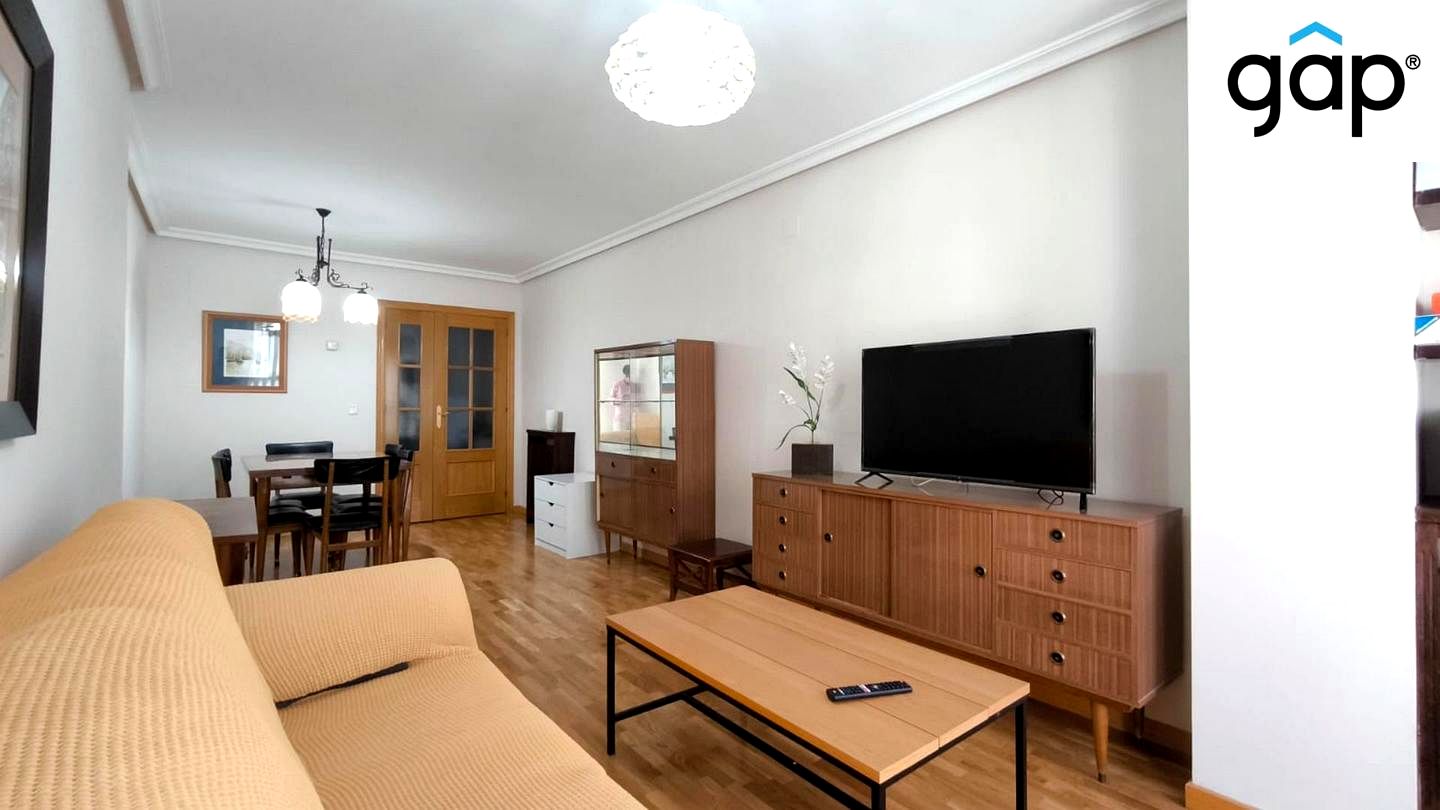 Piso en Calle Santa Mónica, Cuenca, Cuenca de 90 m2