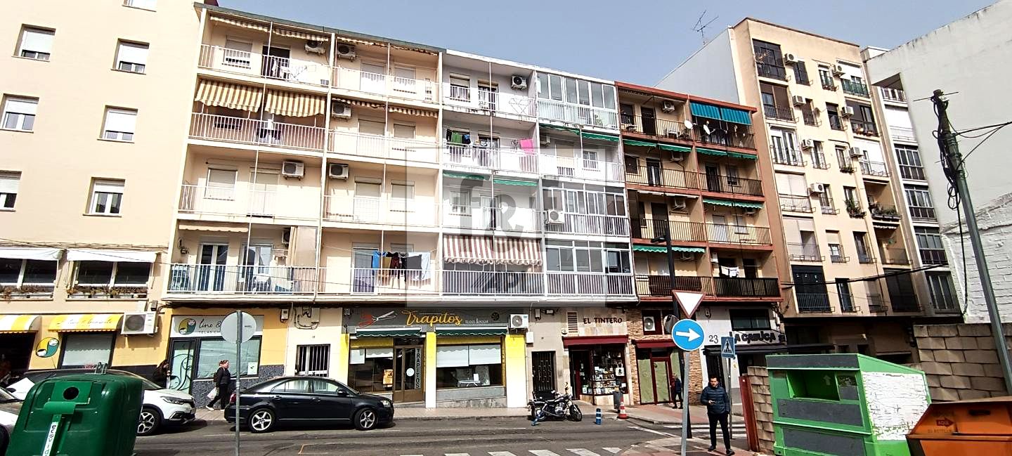 Piso en Avenida de la Vera, Plasencia, Cáceres de 83 m2