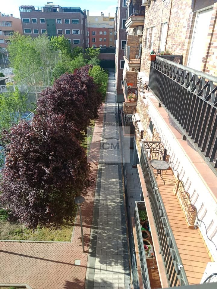 Piso en Calle Bélgica, Valdemoro, Madrid de 79 m2