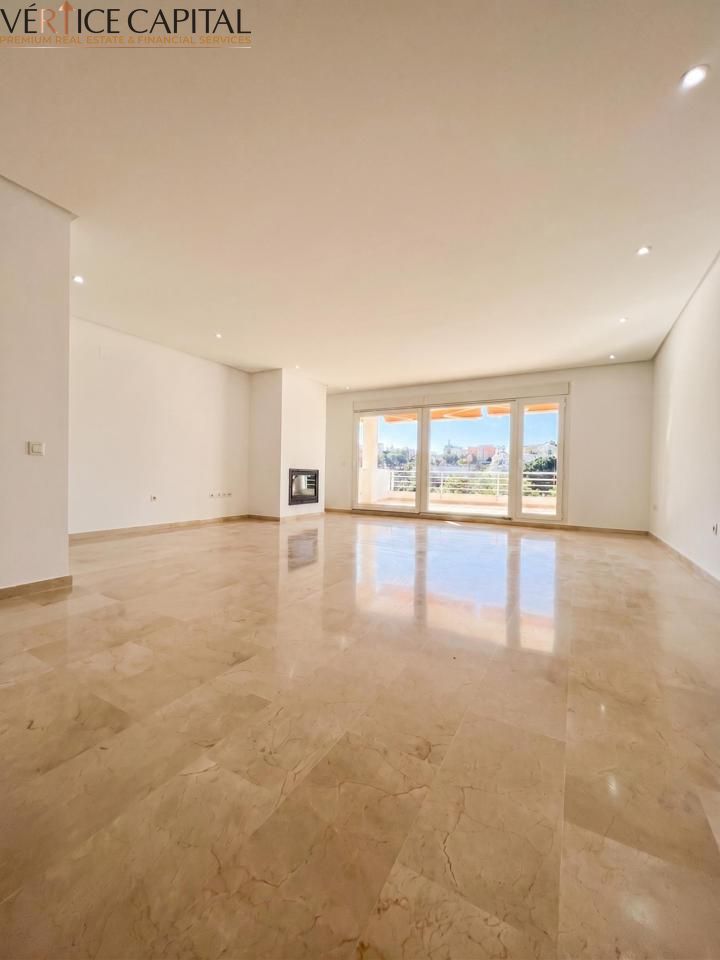 Piso en Benalmádena, Málaga de 196 m2
