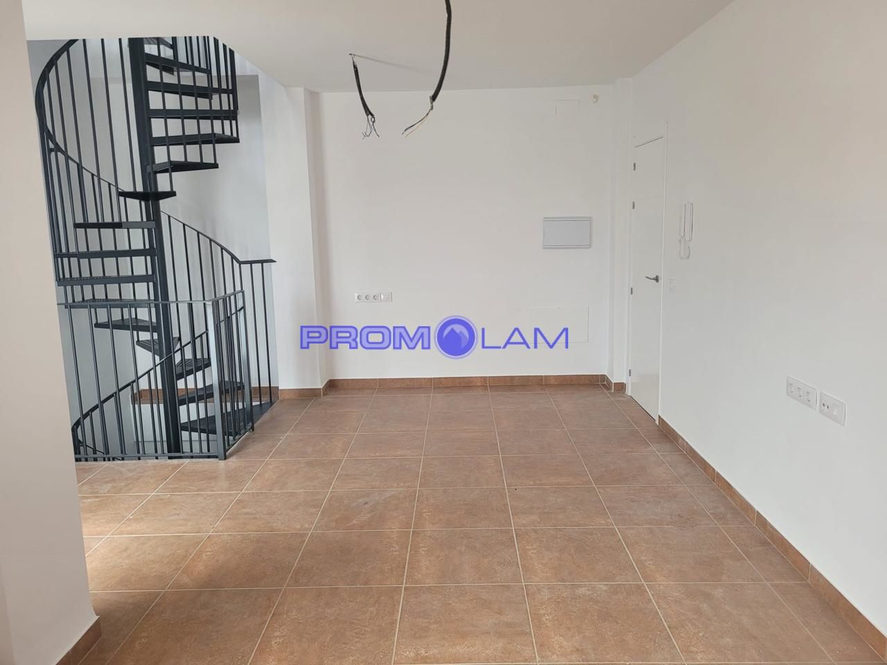 pisos en coria-del-rio · calle-pastorcito-41100 108000€