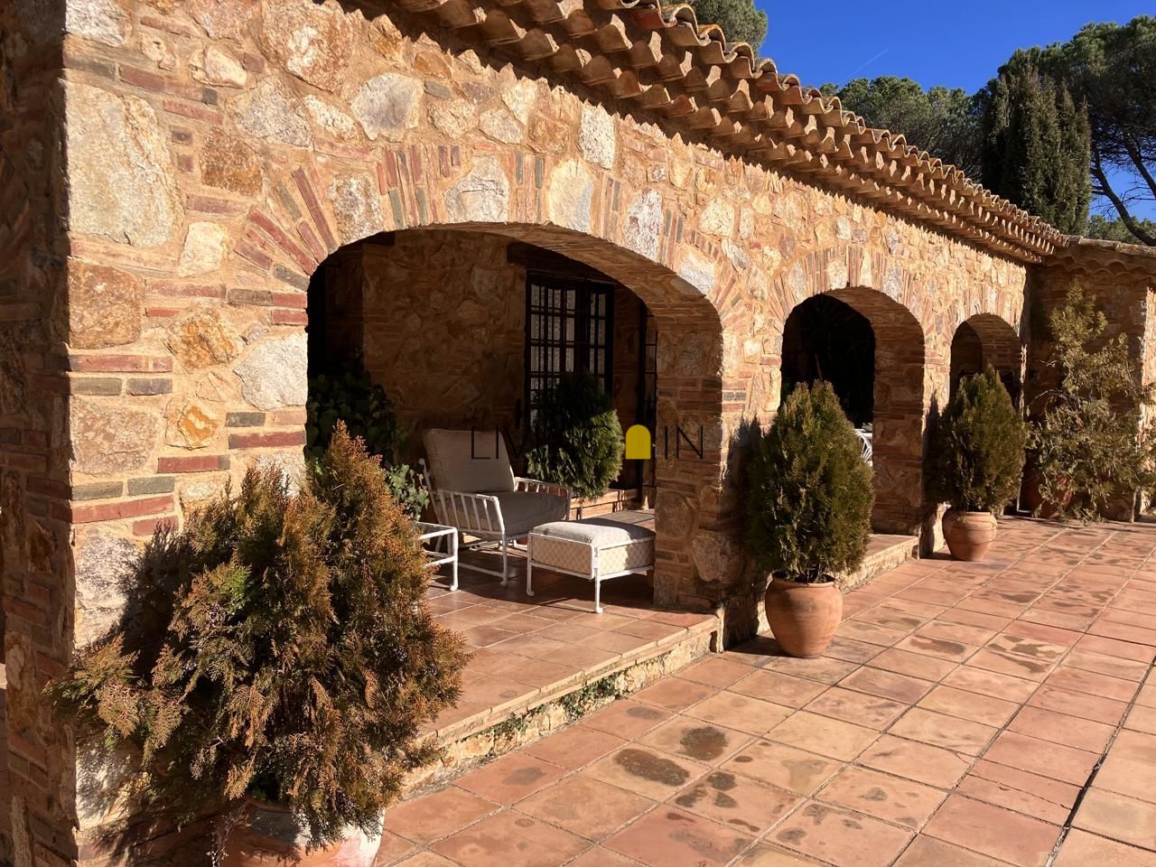 fincas-rusticas en caldes-de-malavella · montana 7500000€