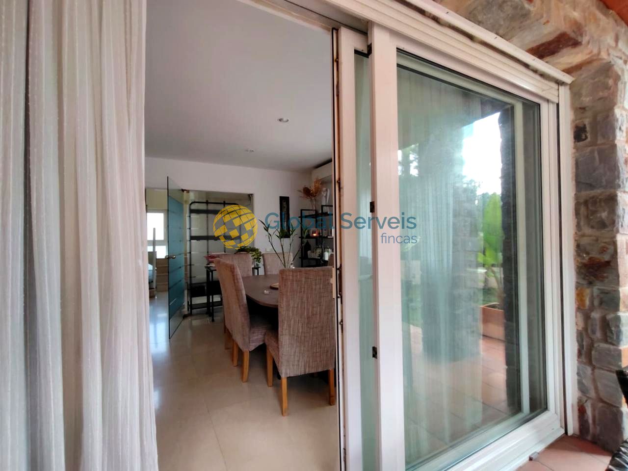 Villa in Carrer de Cervantes, Sant Andreu de la Barca, Barcelona of 299 m2