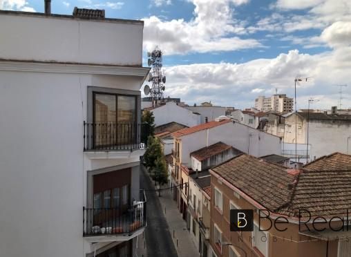 Piso en Calle Portugal, Don Benito, Badajoz de 132 m2