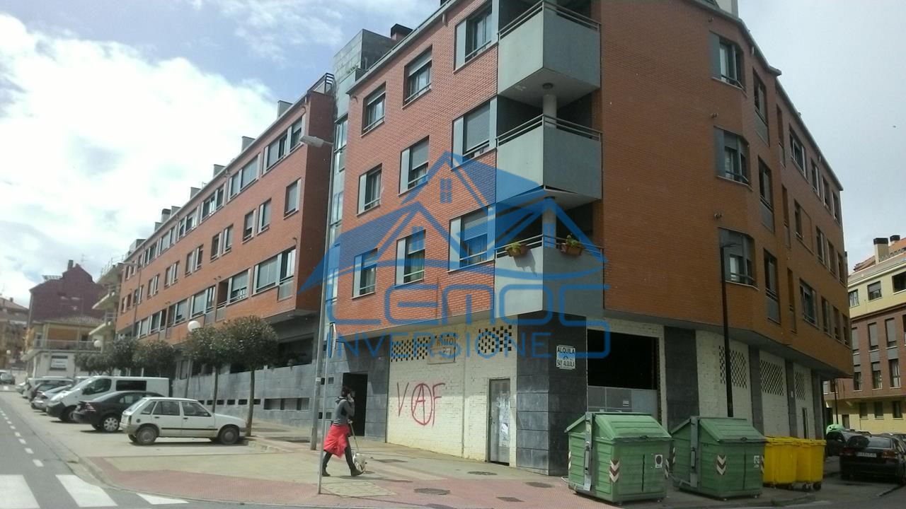 Plaza de parking en C/ Anastasio Mateo, Villamediana de Iregua, Rioja (La) de 27 m2