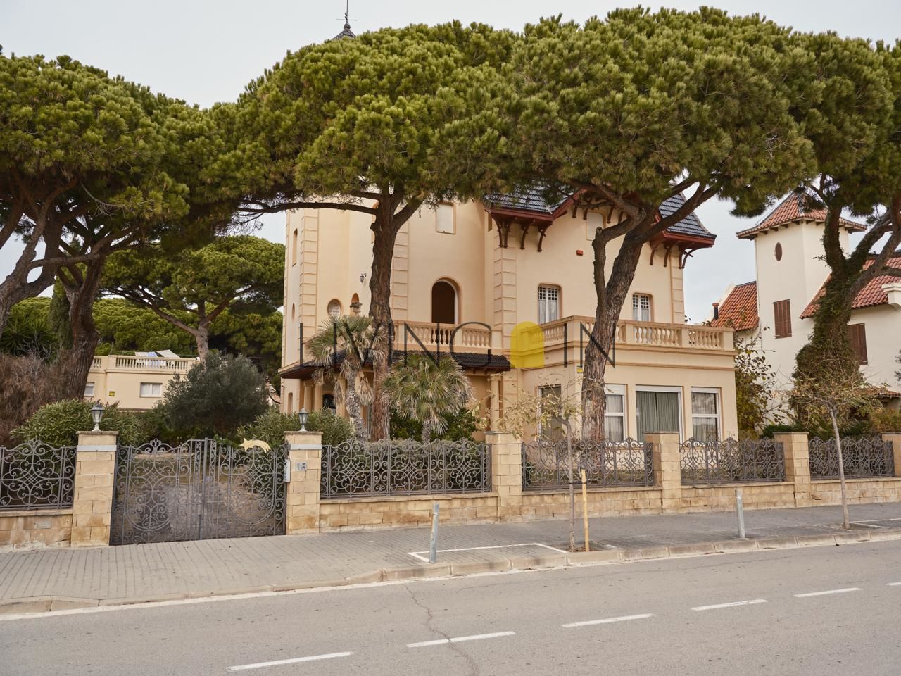 villas en sant-vicenc-de-montalt · costa 3700000€