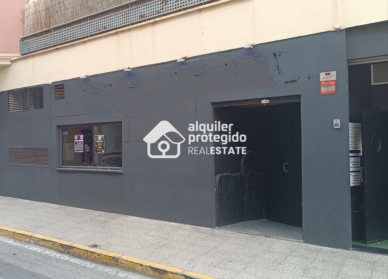 locales-comerciales en sant-joan-d'alacant · san-juan-de-alicante 160000€