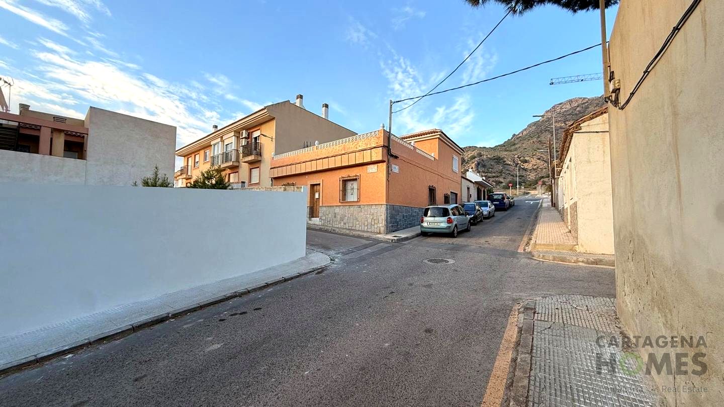 terrenos en portman · portman 60000€
