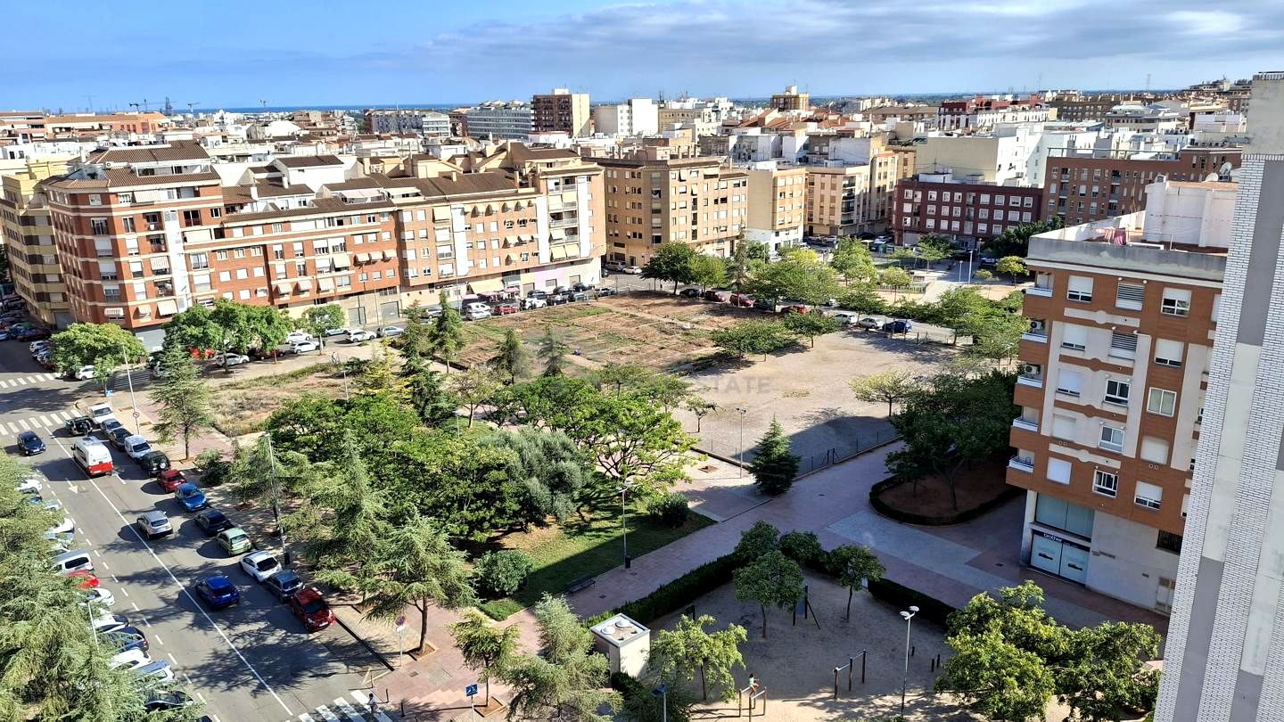 Piso en Carrer del Mestre Arrieta, Castelló de la Plana, Castelló de 76 m2