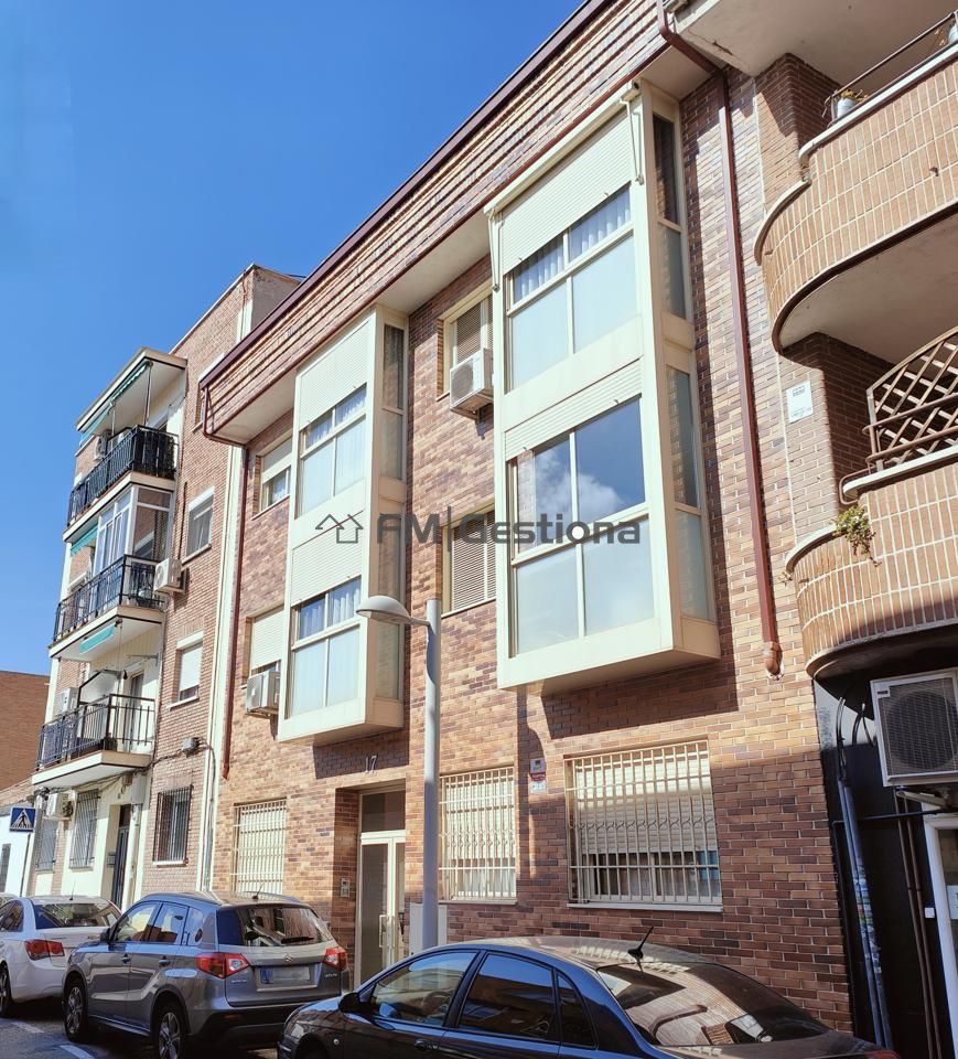 Flat in Calle Perales, Pinto, Madrid of 80 m2