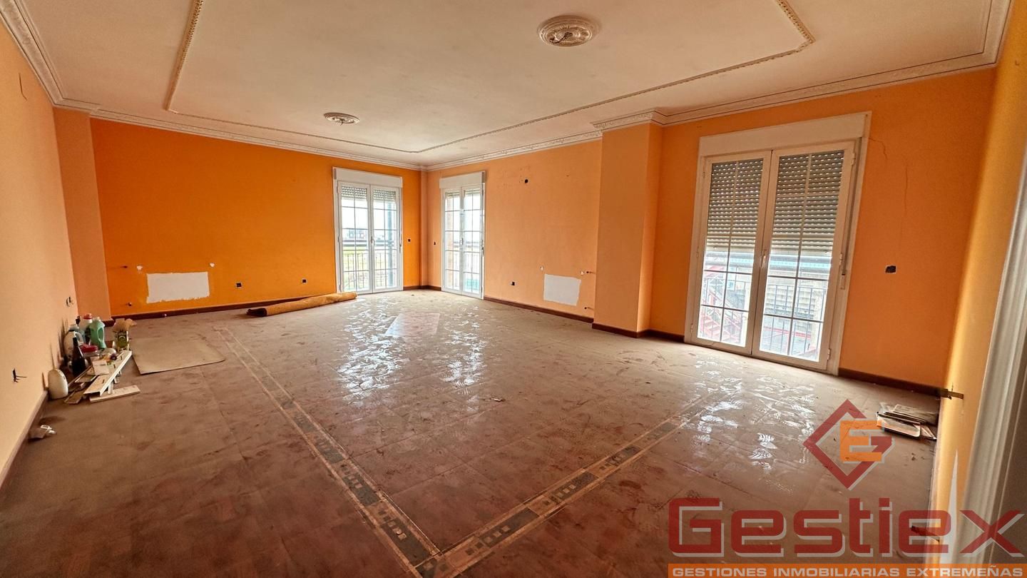Piso en Calle Fray Alonso Cabezas, Almendralejo, Badajoz de 167 m2