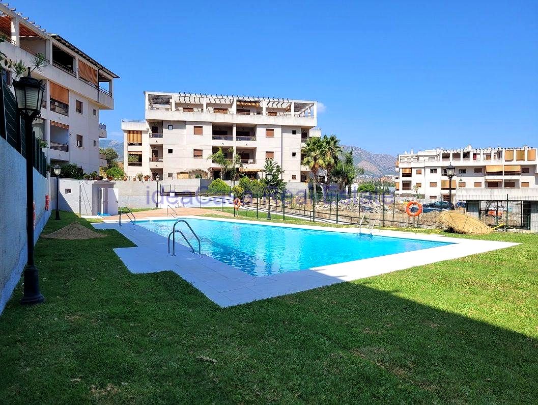 Piso en Calle Acequia del Real, Las Lagunas de Mijas, Málaga de 116 m2