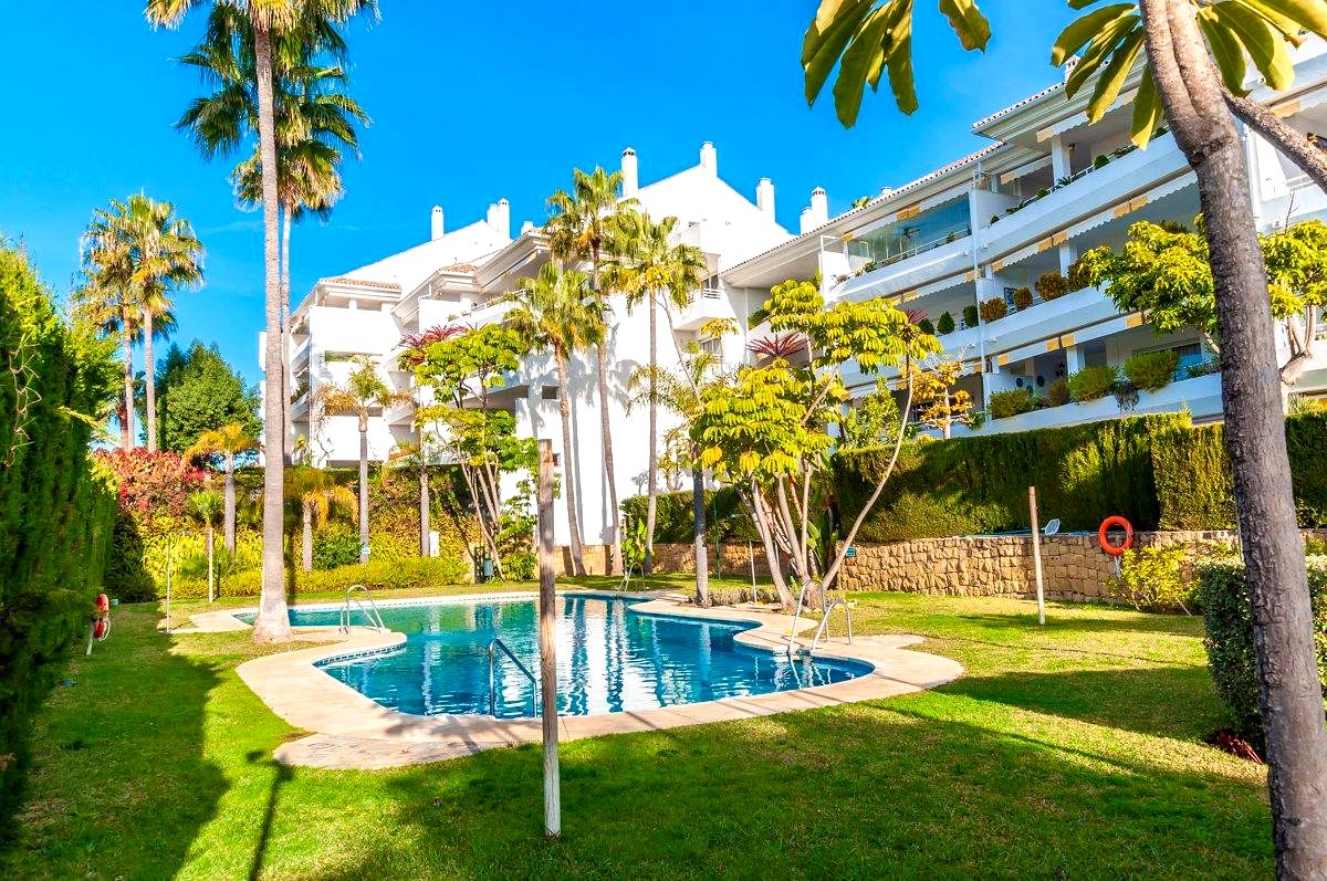 Piso en Complejo Hoyo nº15, Marbella, Málaga de 179 m2