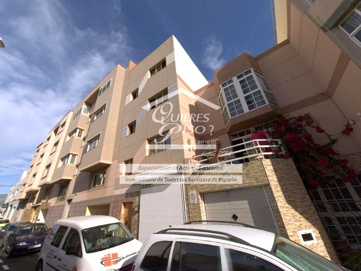 Piso en Calle Galicia, Vecindario, Las Palmas de 110 m2