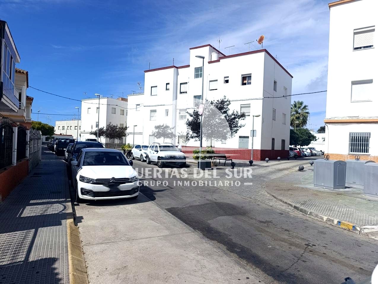 Piso en Calle Maestro Albéniz, Rota, Cádiz de 75 m2