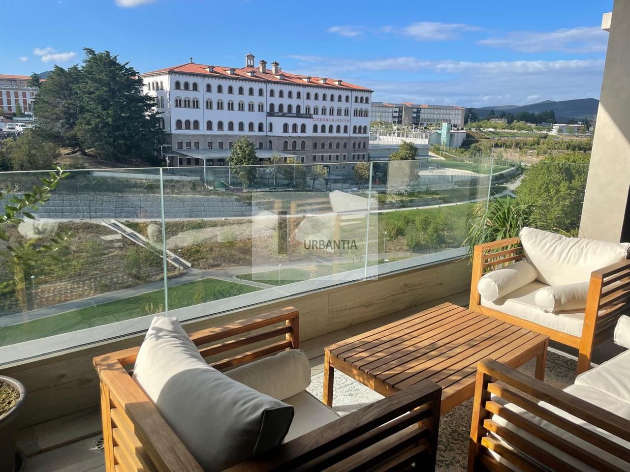Piso en Calle del Soto de Lezkairu, Pamplona, Navarra de 94 m2
