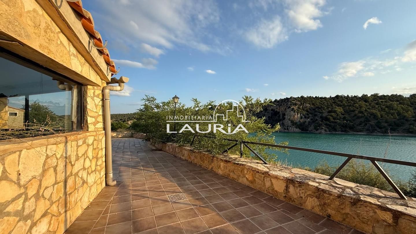Casa rústica en Camino Pantano, Teruel, Teruel de 900 m2