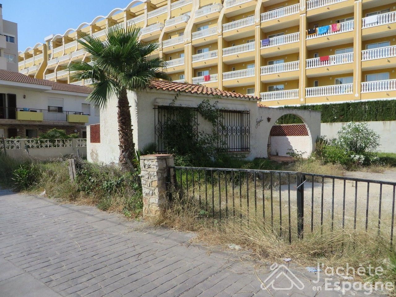 Land in Avinguda del Papa Luna, Peníscola, Castelló of 924 m2