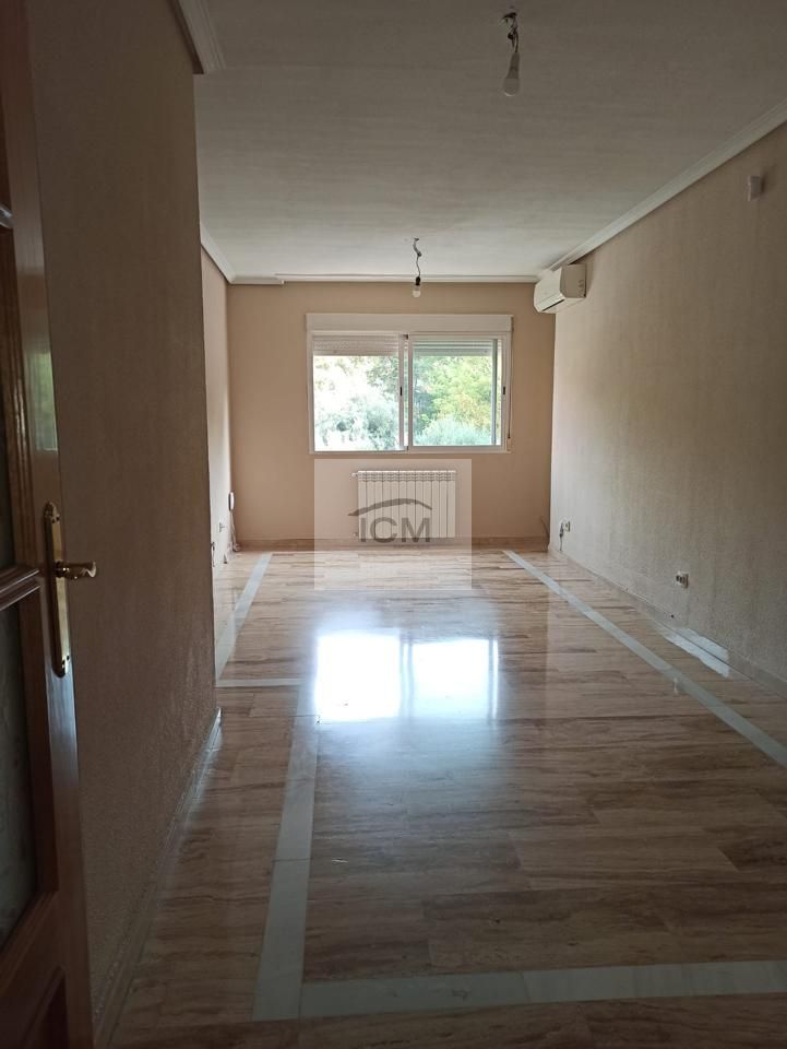 Piso en Calle Doctor Vallejo Nájera, Valdemoro, Madrid de 99 m2