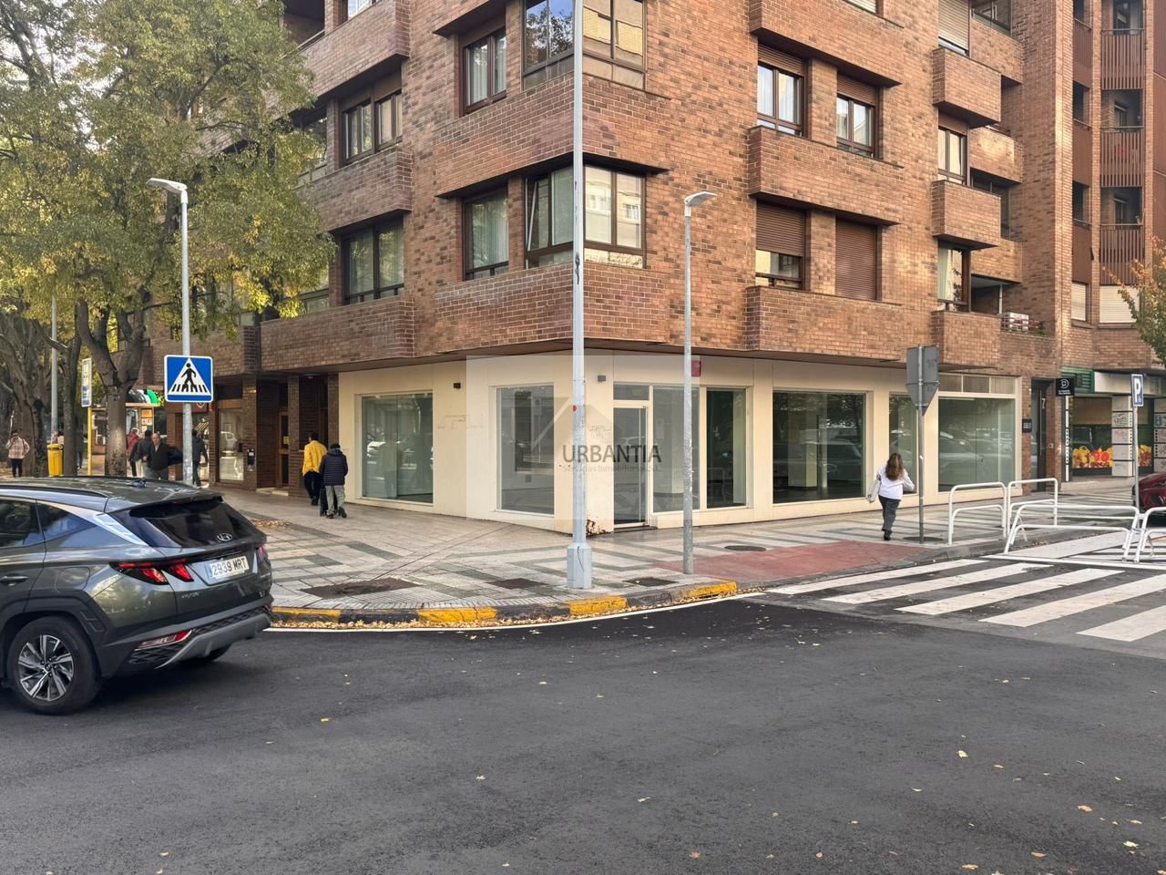 Local en Calle Esquíroz, Pamplona, Navarra de 145 m2