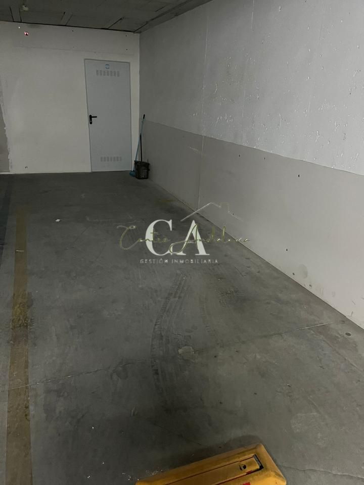 Plaza de parking en Avenida de Europa, Puente Genil, Córdoba de 28 m2
