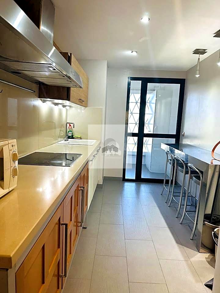 Piso en Calle Alcaucín, Estepona, Málaga de 110 m2