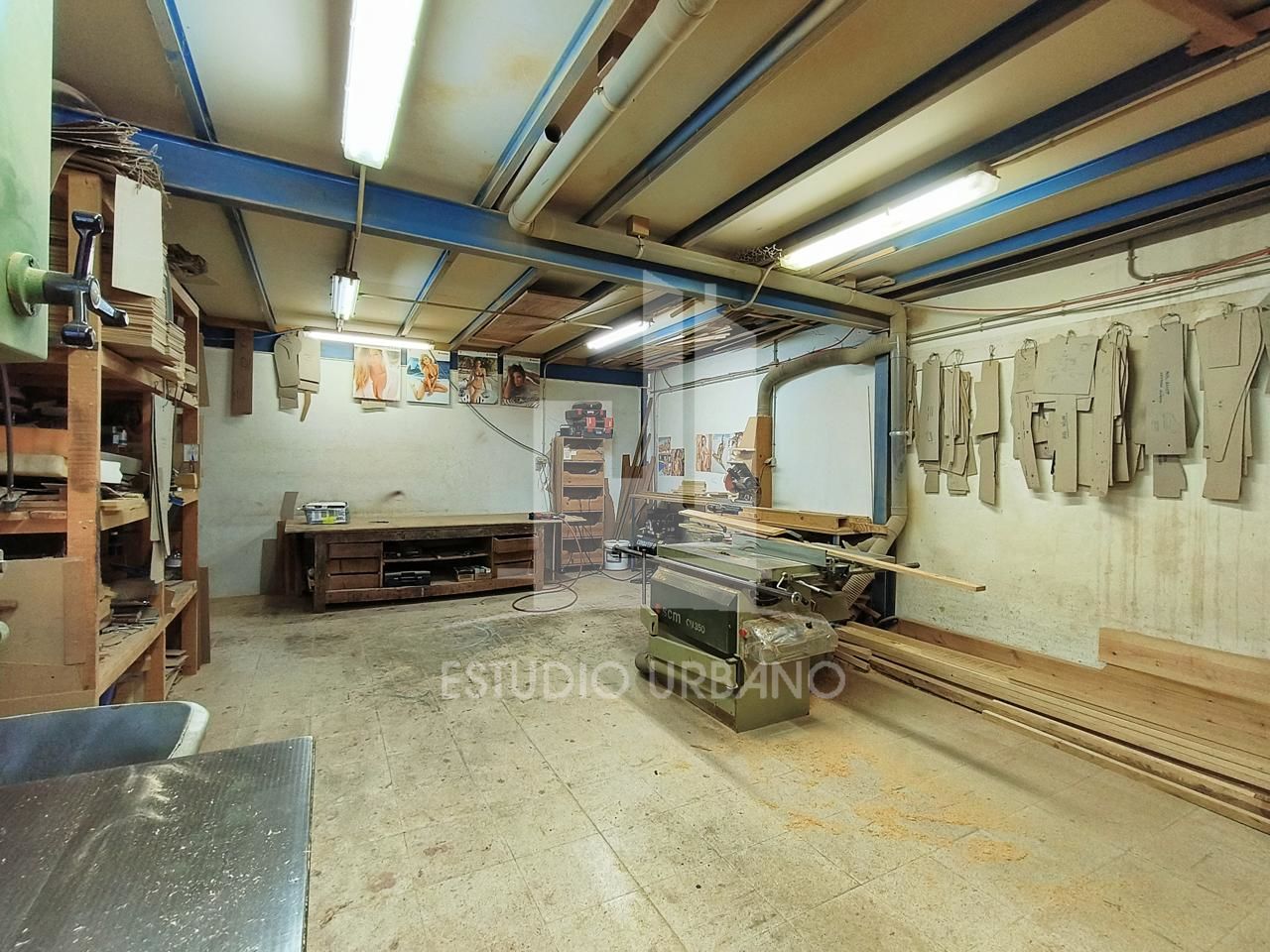 nave-industrial en salamanca ·  129999€