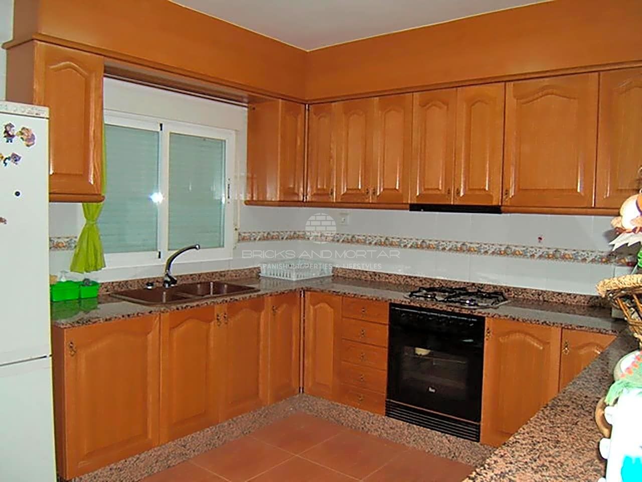 | Casa / Chalet en venta en Requena de 300 m2