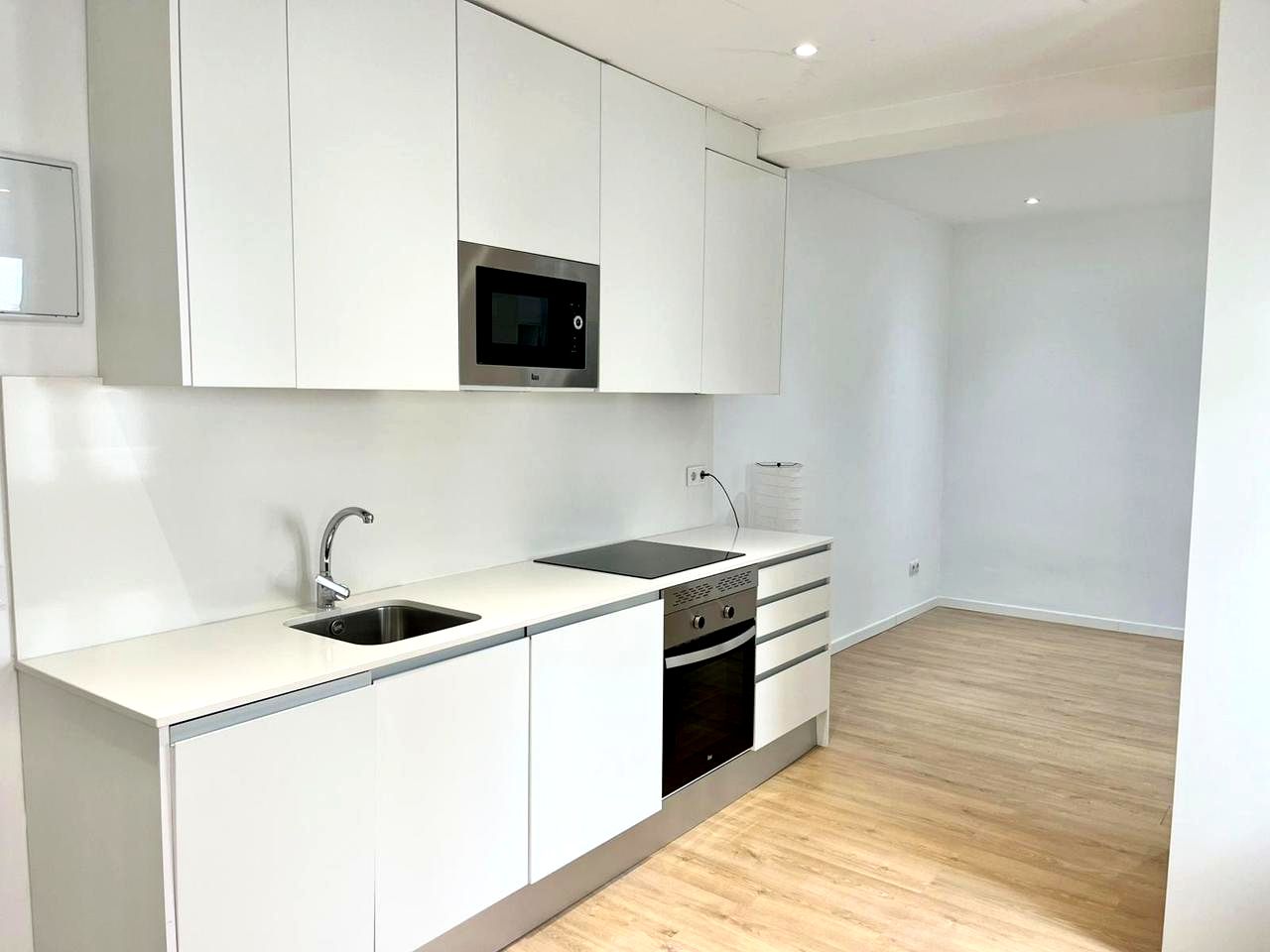 Piso en Calle de Santa Saturnina, Madrid, Madrid de 84 m2