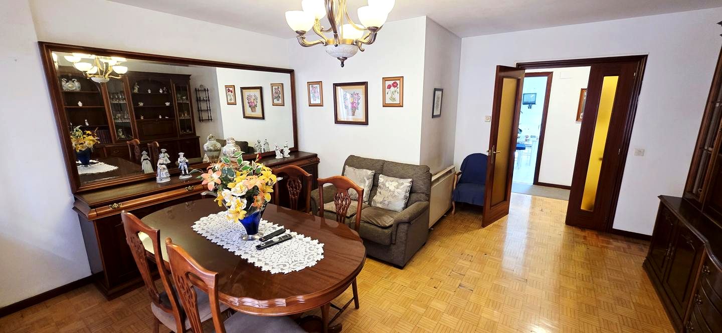 Piso en Plaza Médico Félix Prieto 7, Gijón, Asturias de 103 m2